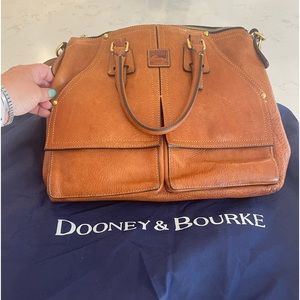 Dooney & Bourne Florentine Large Sachet